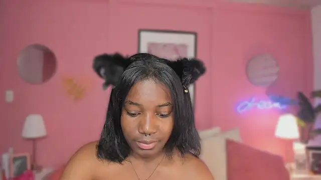 Annia DH online show from September 30, 2025, 7:42 pm