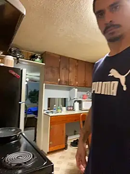 Snapshot of SlimSexxxy69 chatting on September 25, 2025, 11:27 am SlimSexxxy69 online show from September 25, 2025, 11:27 am