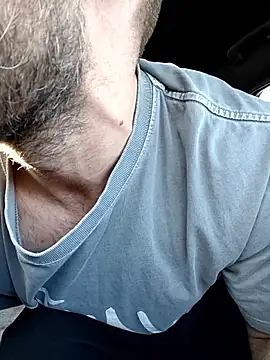 bubblebuttnes online show from March 6, 2026, 2:01 pm