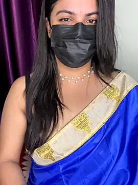 Snapshot of best_couple19 chatting on October 25, 2025, 2:28 pm best couple19 online show from October 25, 2025, 2:28 pm