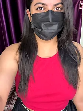 Snapshot of best_couple19 chatting on October 24, 2025, 5:34 pm best couple19 online show from October 24, 2025, 5:34 pm