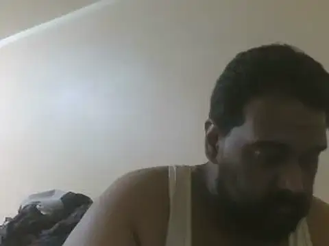 Snapshot of elpoop7305 chatting on May 1, 2026, 9:20 pm elpoop7305 online show from May 1, 2026, 9:20 pm