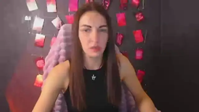 Snapshot of Aurora_Loveu chatting on December 17, 2025, 11:21 pm Aurora Loveu online show from December 17, 2025, 11:21 pm