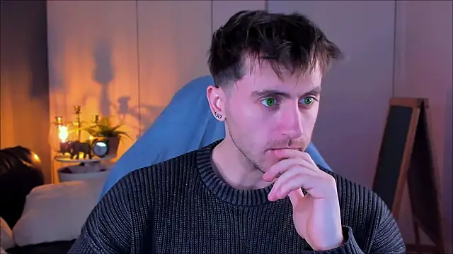 Oscar Miller  online show from November 15, 2025, 9:08 pm