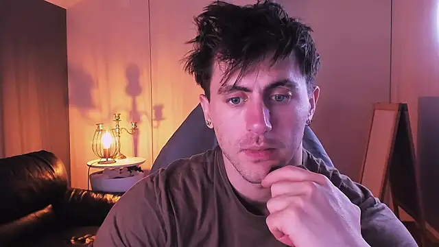 Oscar Miller  online show from September 16, 2025, 9:16 pm