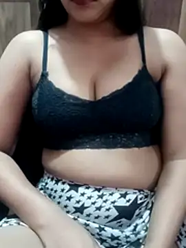 Malikaa-baby5 online show from November 7, 2025, 8:02 pm