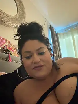 Snapshot of xHelloKitty chatting on January 14, 2026, 7:50 pm xHelloKitty online show from January 14, 2026, 7:50 pm