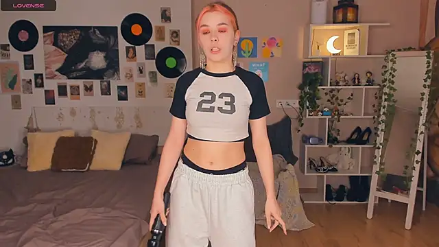 Snapshot of VedaSchulz chatting on February 11, 2026, 6:41 pm VedaSchulz online show from February 11, 2026, 6:41 pm