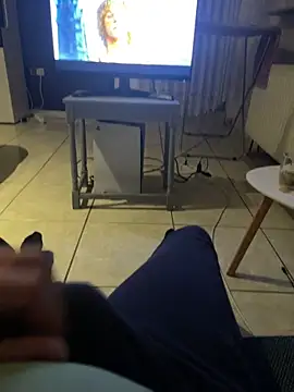 Snapshot of geilheit12 chatting on December 18, 2025, 8:12 pm geilheit12 online show from December 18, 2025, 8:12 pm