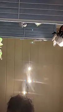 Kingpowerlittel online show from March 11, 2026, 7:19 pm