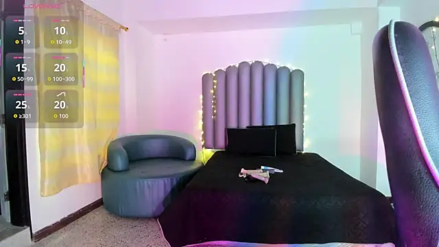 Snapshot of chubby_sexy_ chatting on November 28, 2025, 12:27 pm chubby sexy online show from November 28, 2025, 12:27 pm