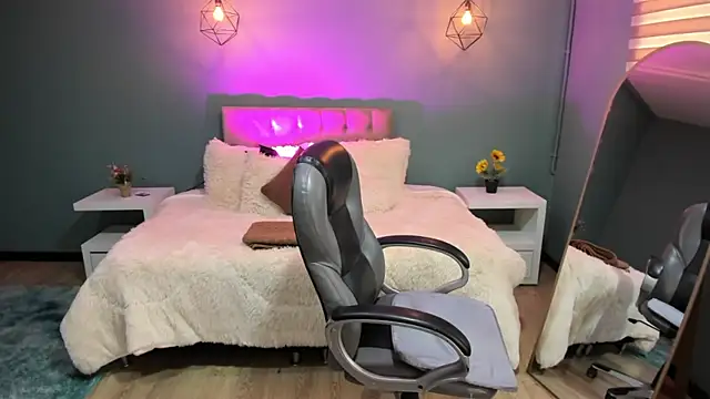 Snapshot of Miss_Cataleya__ chatting on September 21, 2025, 12:10 pm Miss Cataleya online show from September 21, 2025, 12:10 pm