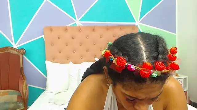 Morenaza6420 online show from April 13, 2026, 7:40 pm