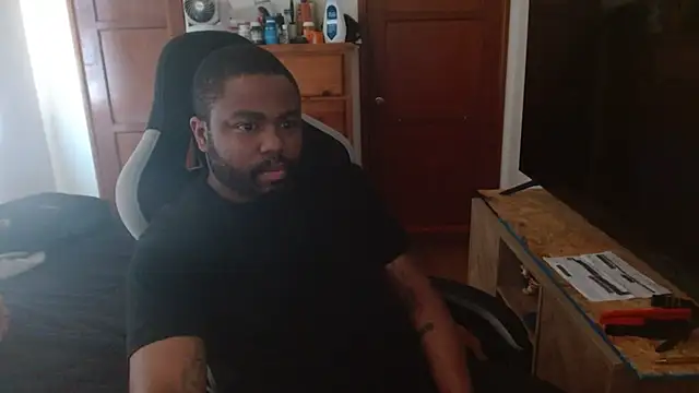 Breadwinnah online show from April 6, 2026, 7:37 pm