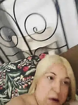 Snapshot of MarielaFerrer chatting on October 24, 2025, 12:59 pm MarielaFerrer online show from October 24, 2025, 12:59 pm