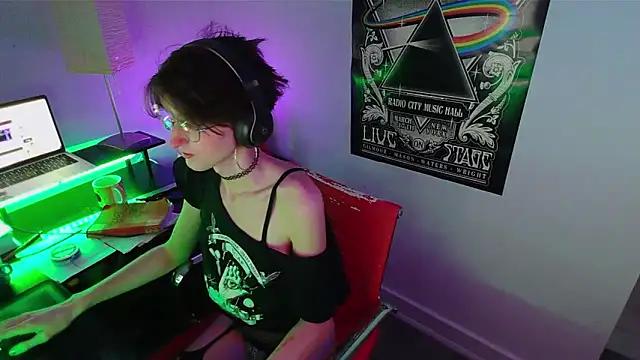 polaris industries online show from September 23, 2025, 9:44 pm