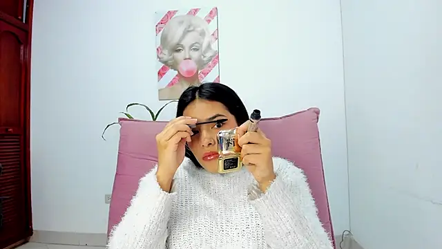 valeria millers online show from November 14, 2025, 1:37 pm