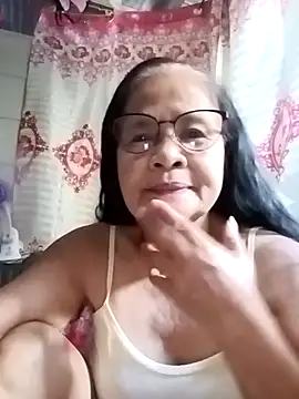 Snapshot of Sweet-Lita50 chatting on February 10, 2026, 7:40 am Sweet-Lita50 online show from February 10, 2026, 7:40 am