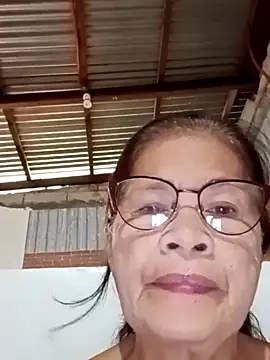 Snapshot of Sweet-Lita50 chatting on October 18, 2025, 12:12 am Sweet-Lita50 online show from October 18, 2025, 12:12 am