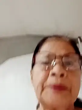 Snapshot of Sweet-Lita50 chatting on November 10, 2025, 2:27 am Sweet-Lita50 online show from November 10, 2025, 2:27 am