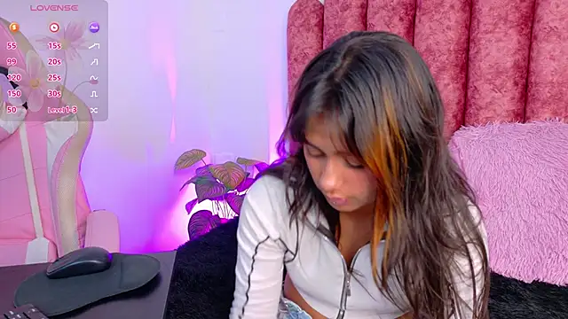 Conejita 420 online show from November 26, 2025, 9:04 pm