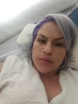 Snapshot of toomuchofafreak chatting on October 22, 2025, 2:44 am toomuchofafreak online show from October 22, 2025, 2:44 am