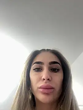 KaseyQuinn  online show from November 1, 2025, 8:41 am