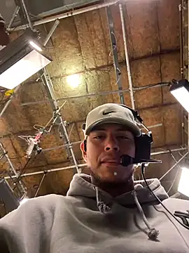 Snapshot of StrokingDaddy4 chatting on October 30, 2025, 10:24 am StrokingDaddy4 online show from October 30, 2025, 10:24 am