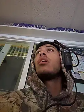 Snapshot of StrokingDaddy4 chatting on October 31, 2025, 10:45 am StrokingDaddy4 online show from October 31, 2025, 10:45 am