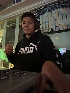 Snapshot of StrokingDaddy4 chatting on March 2, 2026, 11:28 am StrokingDaddy4 online show from March 2, 2026, 11:28 am