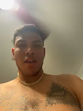 Snapshot of StrokingDaddy4 chatting on November 26, 2025, 11:27 pm StrokingDaddy4 online show from November 26, 2025, 11:27 pm