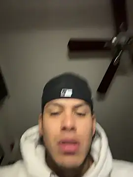 Snapshot of StrokingDaddy4 chatting on January 10, 2026, 1:06 pm StrokingDaddy4 online show from January 10, 2026, 1:06 pm