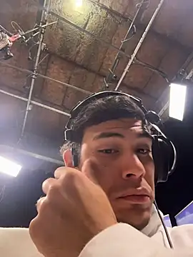 Snapshot of StrokingDaddy4 chatting on January 9, 2026, 11:28 am StrokingDaddy4 online show from January 9, 2026, 11:28 am