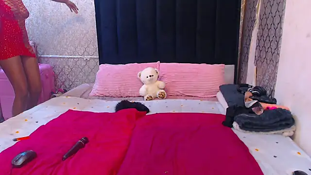 LonelyQueenxx25 online show from September 22, 2025, 8:26 pm