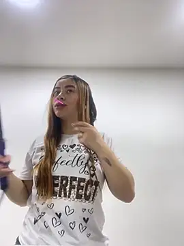 CharlotteBrownn  online show from November 1, 2025, 3:35 am