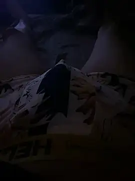 yu lqqt online show from October 9, 2025, 5:46 pm