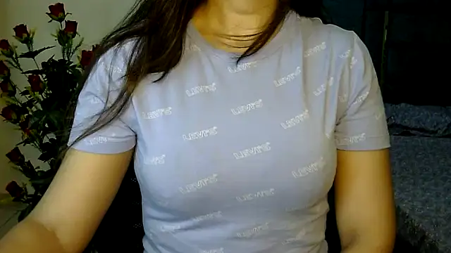 Rumi cute online show from June 18, 2026, 4:12 pm