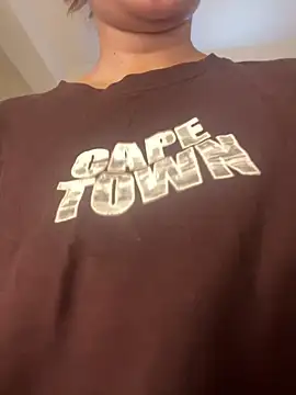 Snapshot of Rumi_cute chatting on April 16, 2026, 8:53 pm Rumi cute online show from April 16, 2026, 8:53 pm