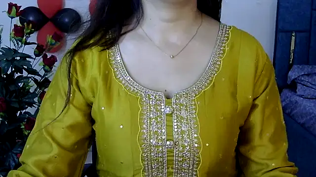 Rumi cute online show from July 16, 2026, 4:26 pm