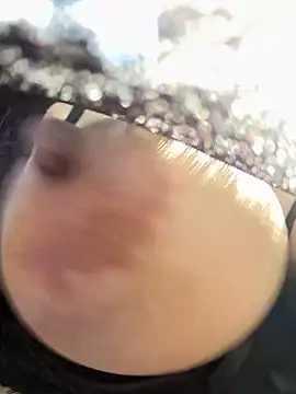 Snapshot of feifei_521 chatting on September 12, 2025, 6:02 am feifei 521 online show from September 12, 2025, 6:02 am