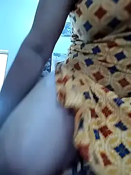 rani8008 online show from April 7, 2026, 2:13 am