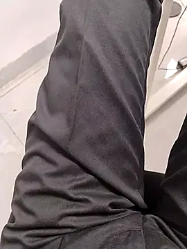 themasklover online show from March 30, 2026, 6:37 am