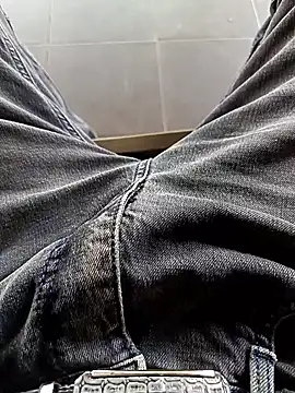 tyteo1010 online show from January 12, 2026, 2:40 am