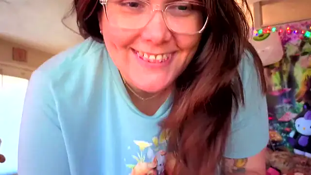 Snapshot of Princess__Kitty__ chatting on February 6, 2026, 5:20 pm Princess Kitty online show from February 6, 2026, 5:20 pm