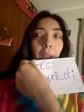 missapril0101 online show from April 13, 2026, 8:02 pm