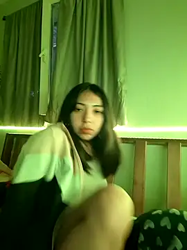 Snapshot of missapril0101 chatting on June 3, 2026, 3:18 am missapril0101 online show from June 3, 2026, 3:18 am