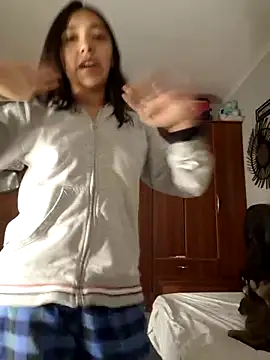 missapril0101 online show from April 10, 2026, 3:02 am