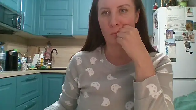 Snapshot of ALICAINWONDERLAND chatting on February 18, 2026, 5:53 pm ALICAINWONDERLAND online show from February 18, 2026, 5:53 pm