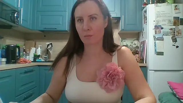 Snapshot of ALICAINWONDERLAND chatting on March 1, 2026, 5:57 pm ALICAINWONDERLAND online show from March 1, 2026, 5:57 pm