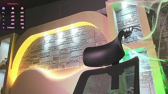 dominic de luca online show from October 30, 2025, 3:27 am